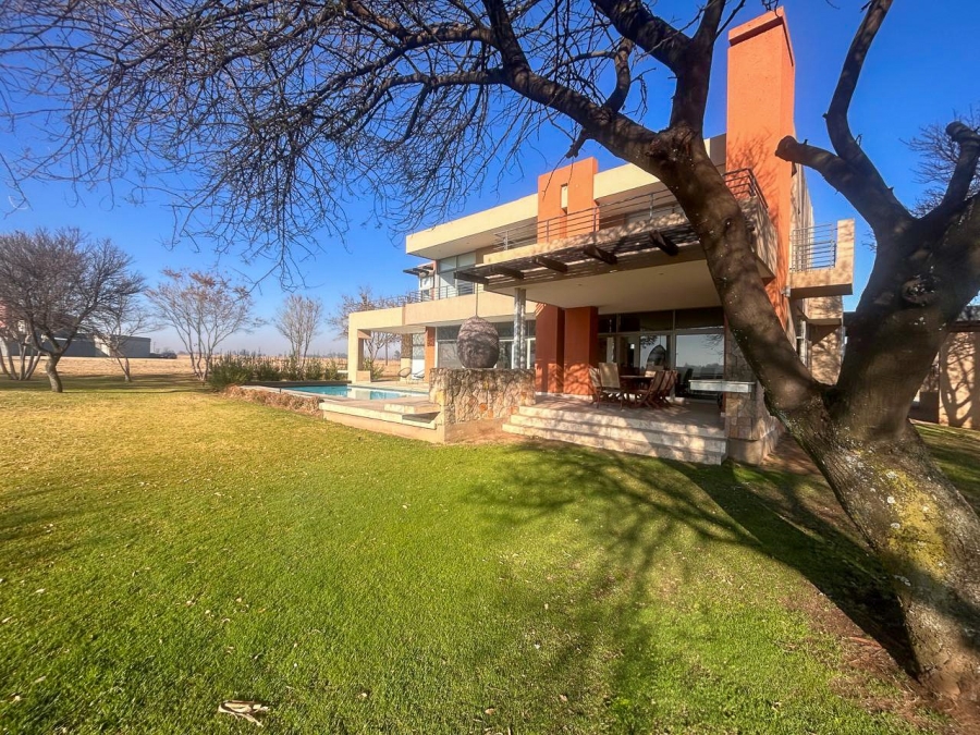 5 Bedroom Property for Sale in Waterford Golf and River Estate Free State